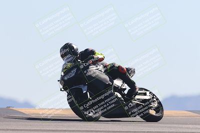 media/Oct-30-2025-Racers Edge (Thu) [[dabbdaf680]]/3-B Group/Session 4 Turn 9/